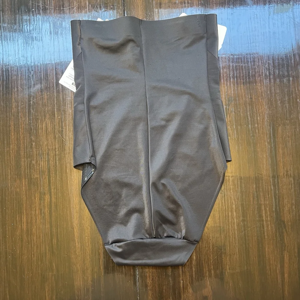 Naomi & Nicole Body Shaper Shapewear Black Women's Size Medium 2ply Tummy Panel